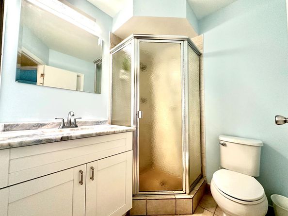 3400 NW 48th Avenue 512, Lauderdale Lakes FL 33319