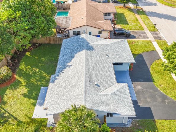 6210 SW 6th Street, Margate FL 33068