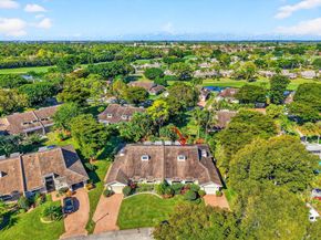 6827 Parisian Way, Lake Worth FL 33467