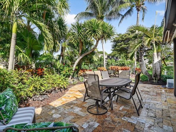 6827 Parisian Way, Lake Worth FL 33467