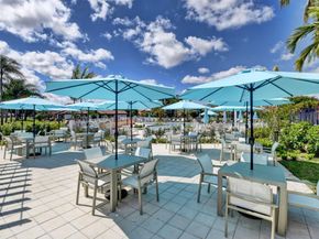 6827 Parisian Way, Lake Worth FL 33467