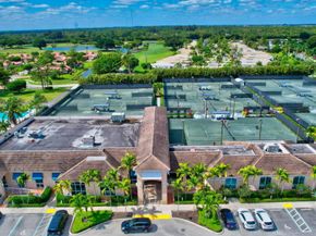 6827 Parisian Way, Lake Worth FL 33467