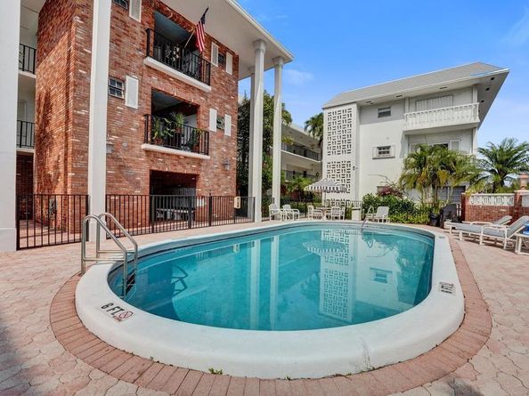 2500 NE 9th St 110, Fort Lauderdale FL 33304
