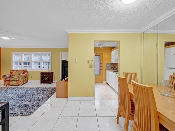 2500 NE 9th St 110, Fort Lauderdale FL 33304