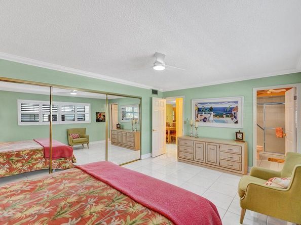 2500 NE 9th St 110, Fort Lauderdale FL 33304