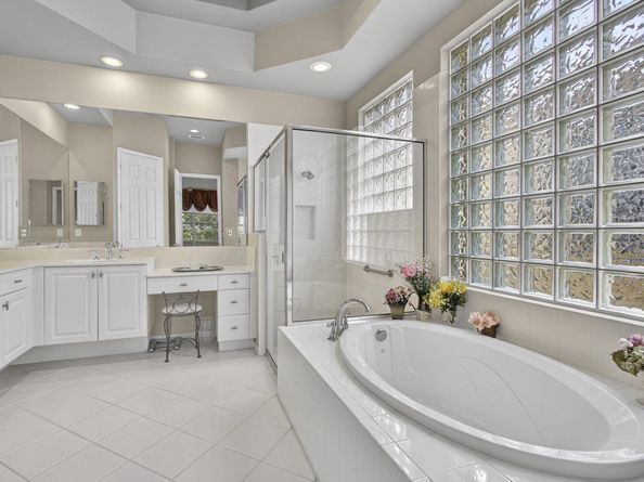 9121 Via Elegante, Wellington FL 33411