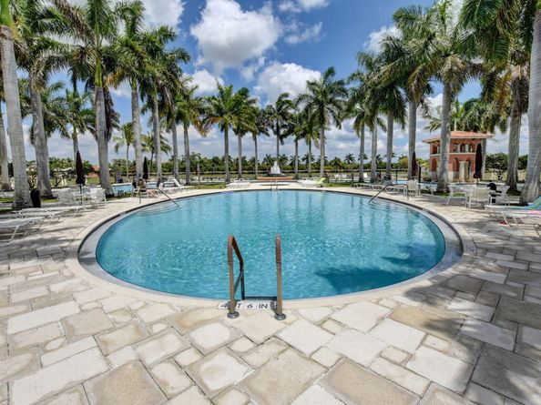 9121 Via Elegante, Wellington FL 33411