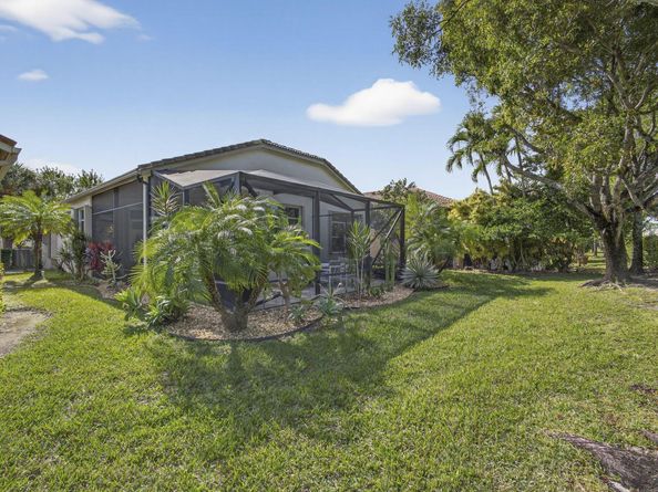 9121 Via Elegante, Wellington FL 33411