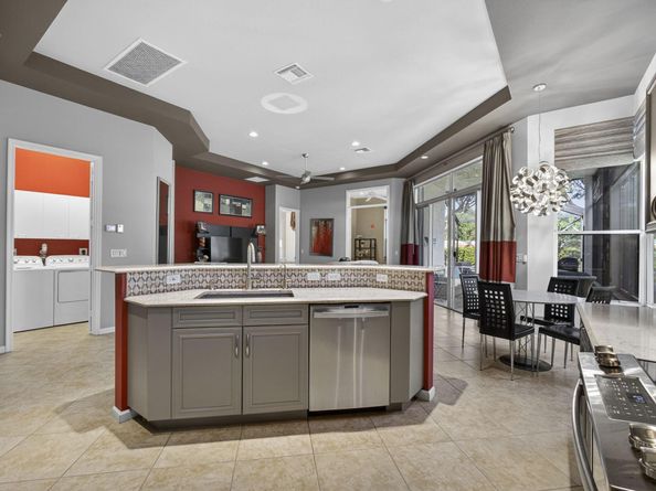 9121 Via Elegante, Wellington FL 33411