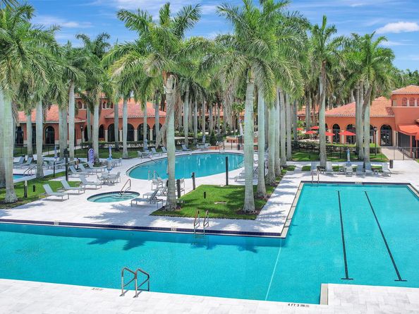 9121 Via Elegante, Wellington FL 33411