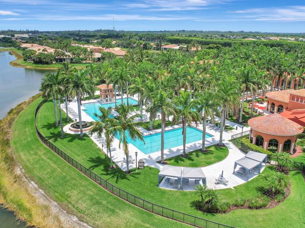 9121 Via Elegante, Wellington FL 33411