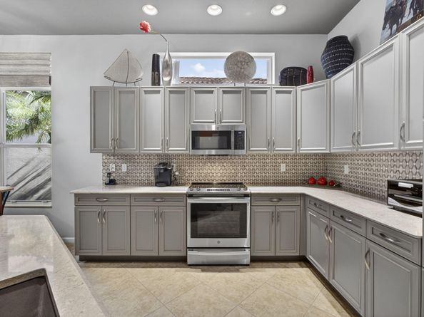 9121 Via Elegante, Wellington FL 33411