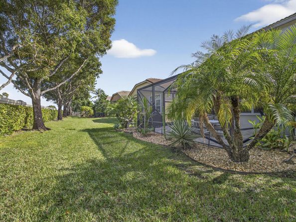 9121 Via Elegante, Wellington FL 33411