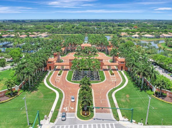 9121 Via Elegante, Wellington FL 33411