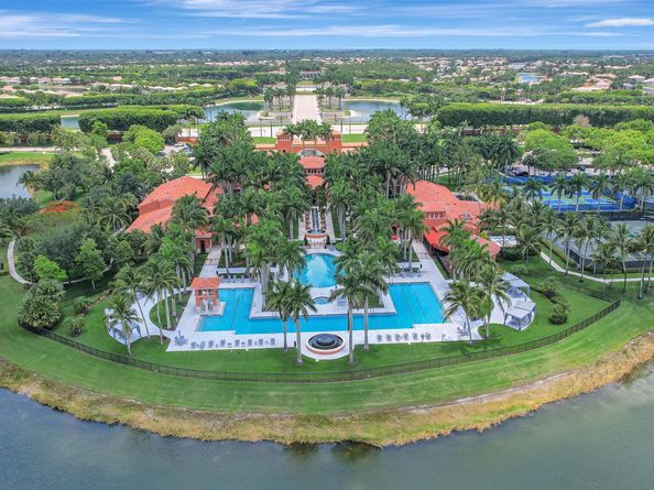 9121 Via Elegante, Wellington FL 33411