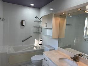 417 SE 4th St, Dania Beach FL 33004