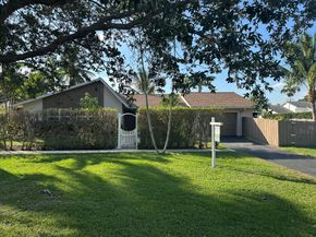 417 SE 4th St, Dania Beach FL 33004