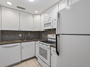 1820 S Ocean Boulevard 2b, Delray Beach FL 33483