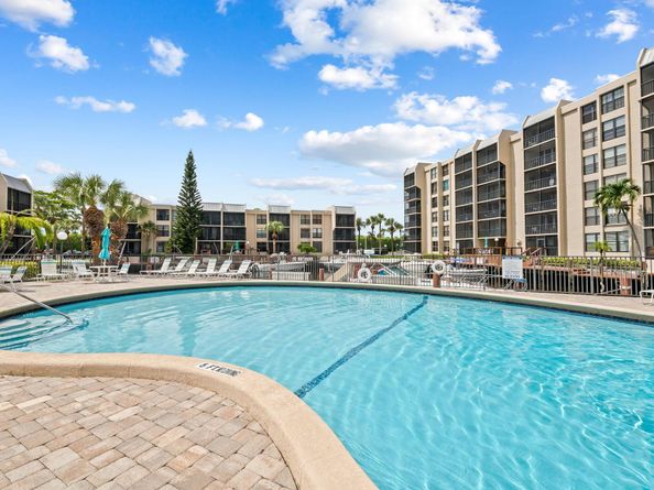 15 Royal Palm Way 505, Boca Raton FL 33432