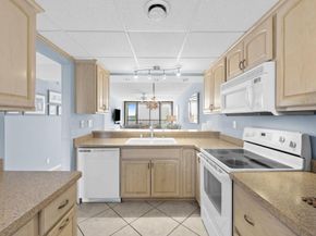 15 Royal Palm Way 505, Boca Raton FL 33432