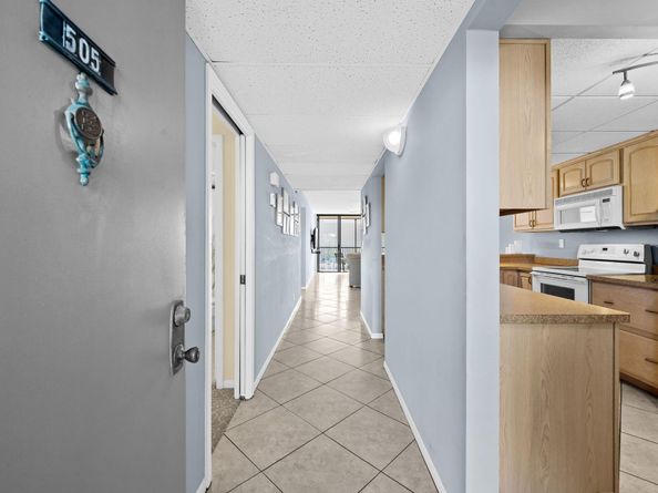 15 Royal Palm Way 505, Boca Raton FL 33432