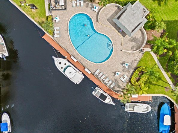 15 Royal Palm Way 505, Boca Raton FL 33432