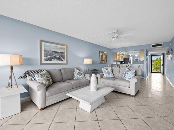 15 Royal Palm Way 505, Boca Raton FL 33432