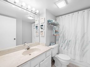 15 Royal Palm Way 505, Boca Raton FL 33432