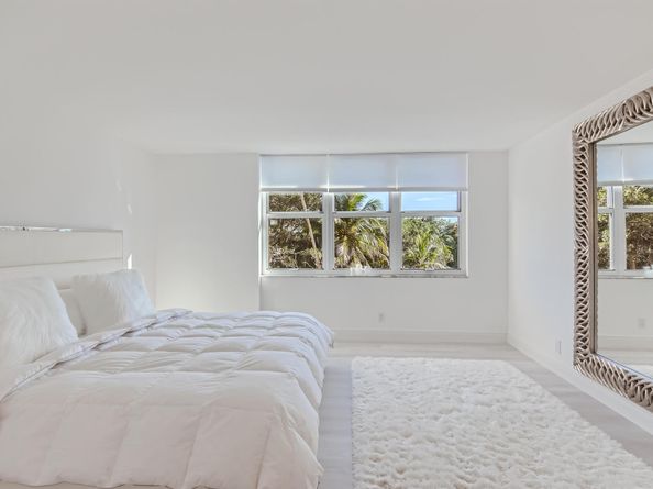 1147 Hillsboro Mile 504, Hillsboro Beach FL 33062