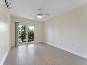 921 SW 17th St, Fort Lauderdale FL 33315