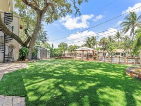 921 SW 17th St, Fort Lauderdale FL 33315