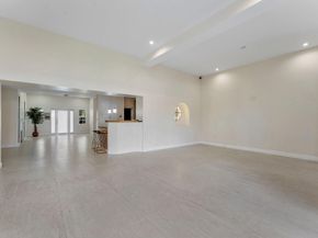 921 SW 17th St, Fort Lauderdale FL 33315