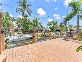 921 SW 17th St, Fort Lauderdale FL 33315