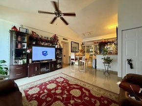 741 Lyons Rd 17201, Coconut Creek FL 33063