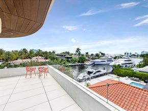 14 N Isla Bahia Dr, Fort Lauderdale FL 33316