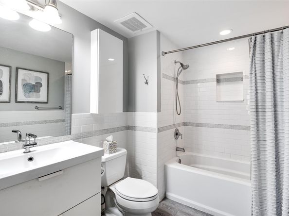 511 SE 5th Ave 2121, Fort Lauderdale FL 33301
