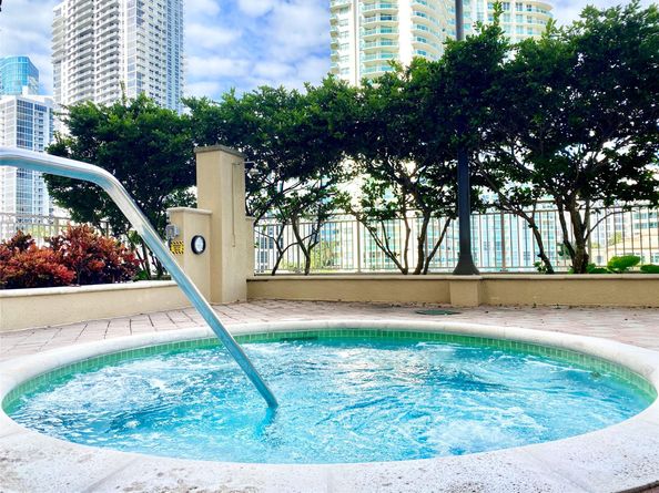 511 SE 5th Ave 2121, Fort Lauderdale FL 33301