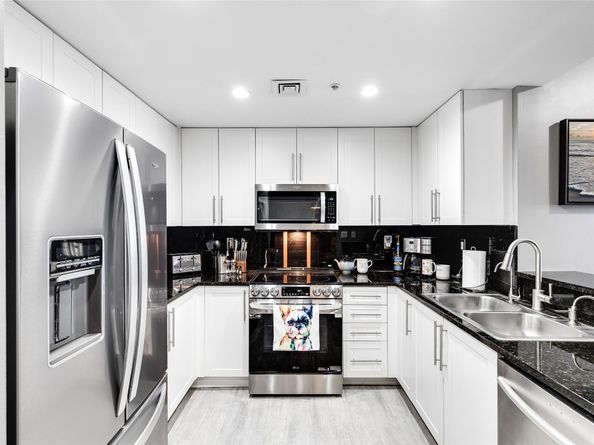 511 SE 5th Ave 2121, Fort Lauderdale FL 33301