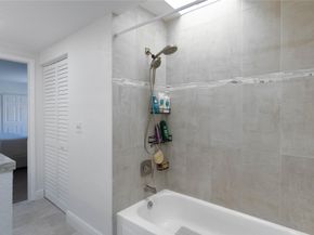 8204 SW 23rd St D, North Lauderdale FL 33068