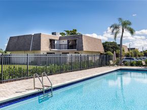 8204 SW 23rd St D, North Lauderdale FL 33068
