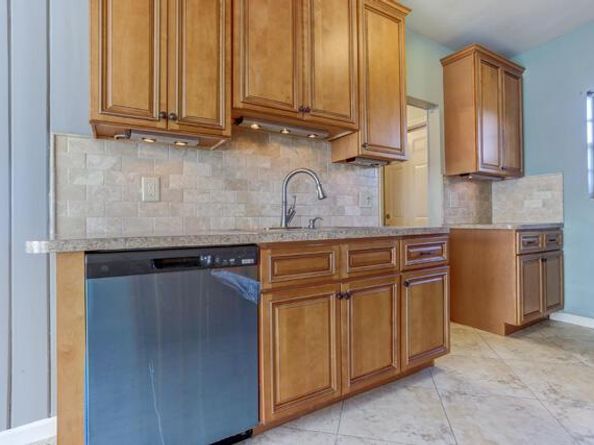 328 E Jasmine Drive, Lake Park FL 33403