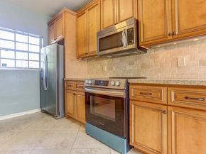 328 E Jasmine Drive, Lake Park FL 33403