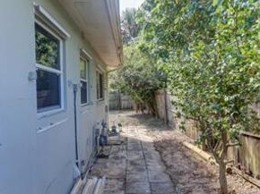 328 E Jasmine Drive, Lake Park FL 33403