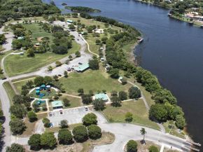 260 NE 14th Street, Delray Beach FL 33444