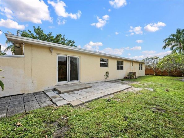 1409 Richard Lane, Lake Worth Beach FL 33460