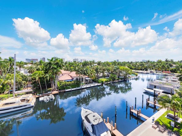 30 Isle Of Venice Drive Ph3, Fort Lauderdale FL 33301