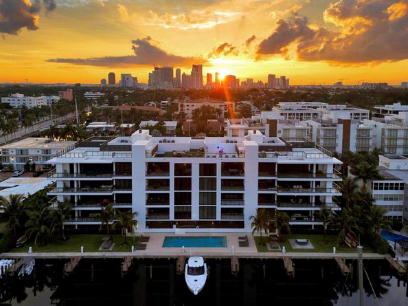 30 Isle Of Venice Drive Ph3, Fort Lauderdale FL 33301