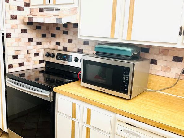 7400 NW 17th St 205, Plantation FL 33313