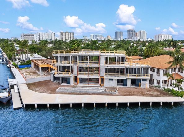 851 Flamingo Dr, Fort Lauderdale FL 33301