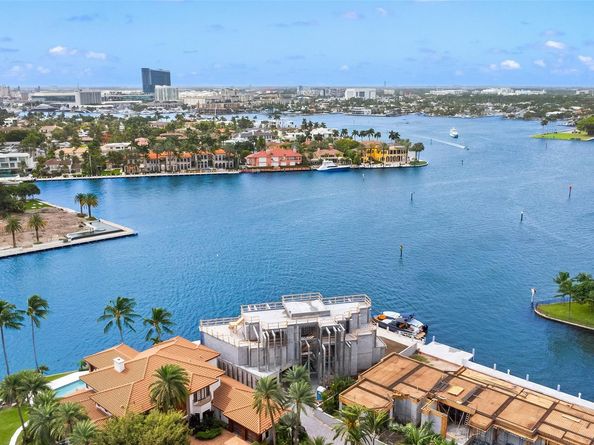 851 Flamingo Dr, Fort Lauderdale FL 33301